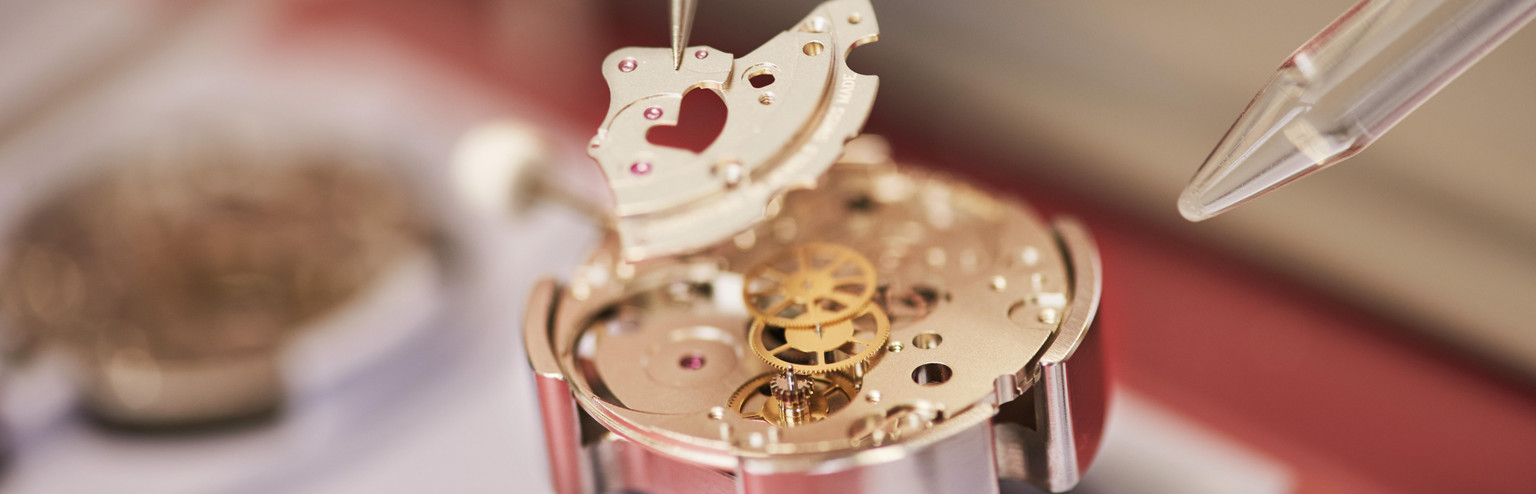 沛纳海手表维修服务中心（沛纳海手表表盘更换的基本步骤）